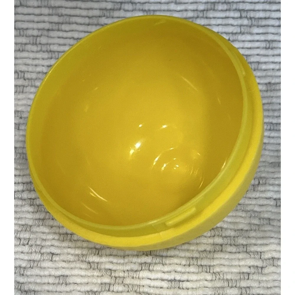 Original Hutzler Lemon‎ Saver Keeper Durable Plastic Storage Container